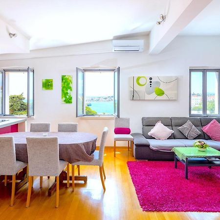 Luxury Apartment Olavia Rooftop Terrace & Seaview สปลิท ภายนอก รูปภาพ