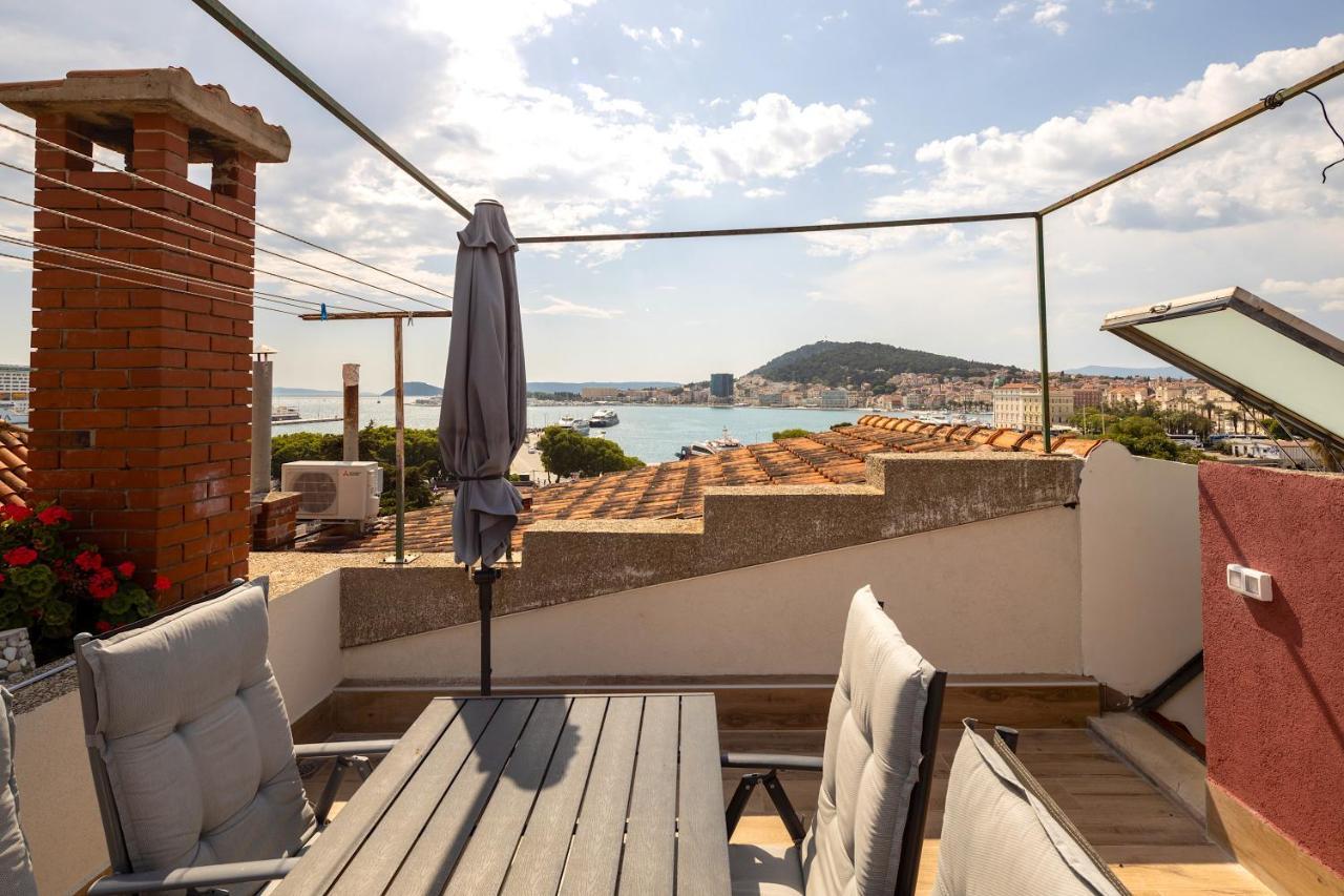 Luxury Apartment Olavia Rooftop Terrace & Seaview สปลิท ภายนอก รูปภาพ